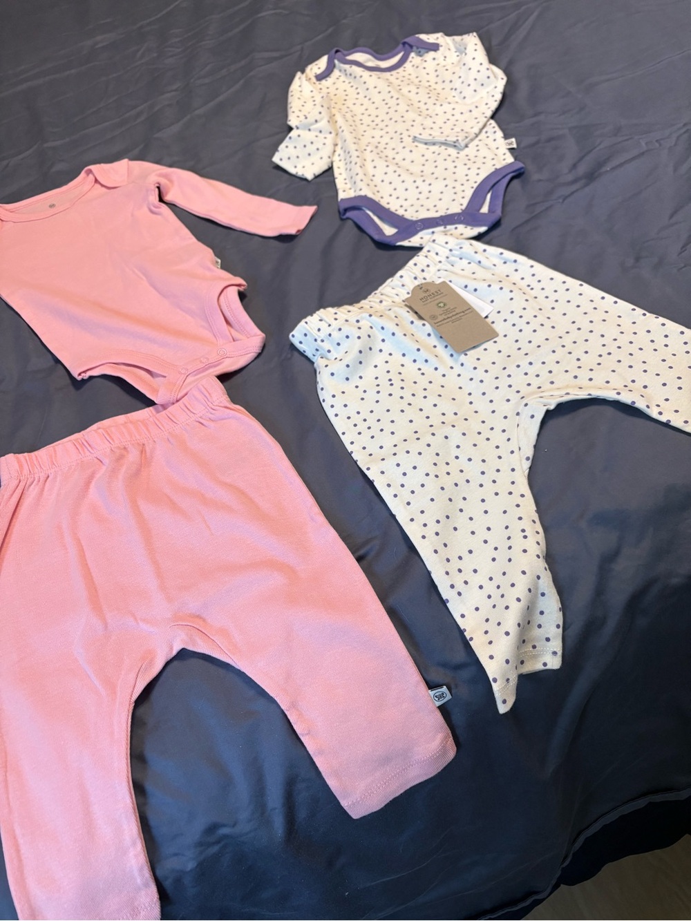 Baby Girls' Pink onesie set and White & purple  Onesie-Set with Polka Dots.